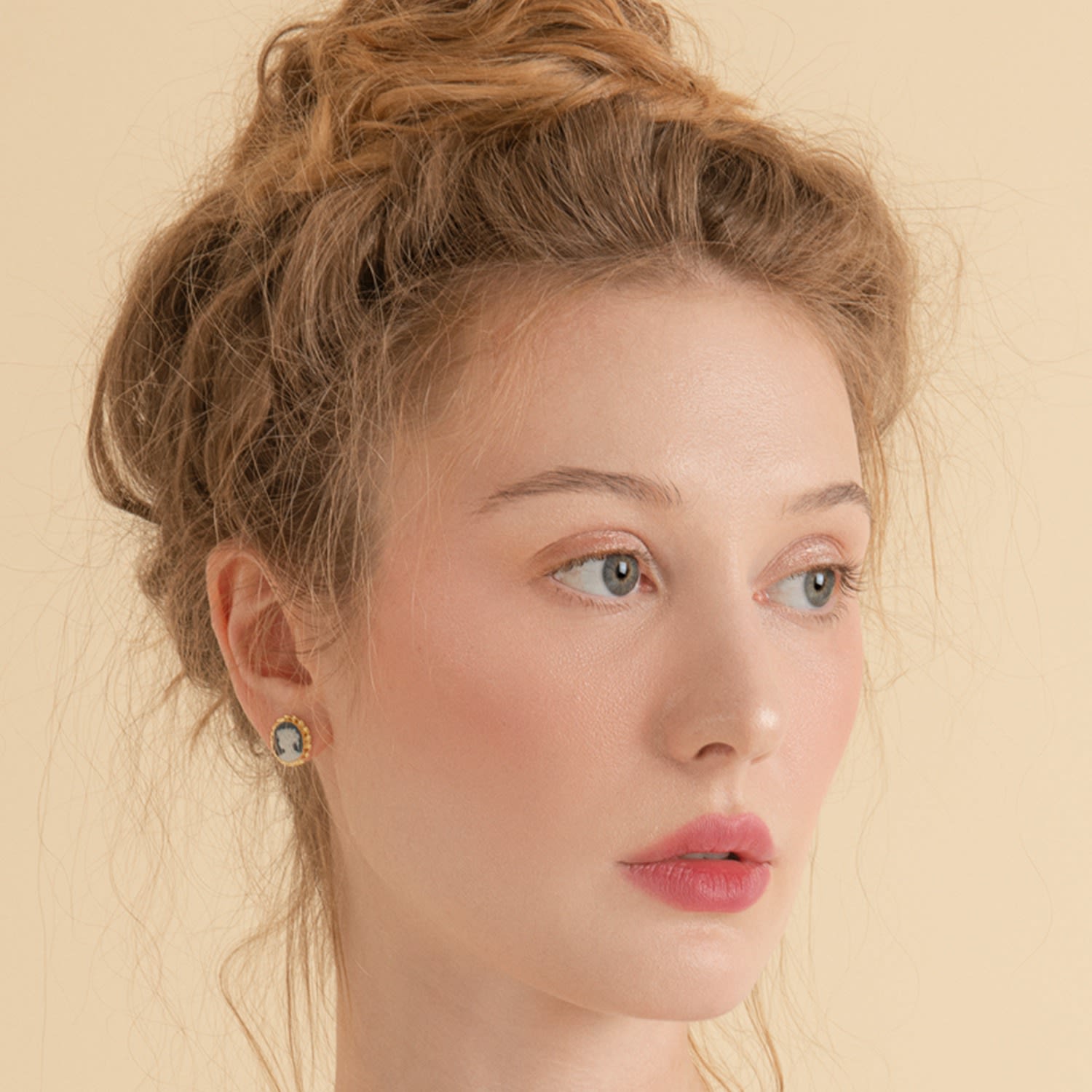 Gold-Plated Black Mini Cameo Stud Earrings