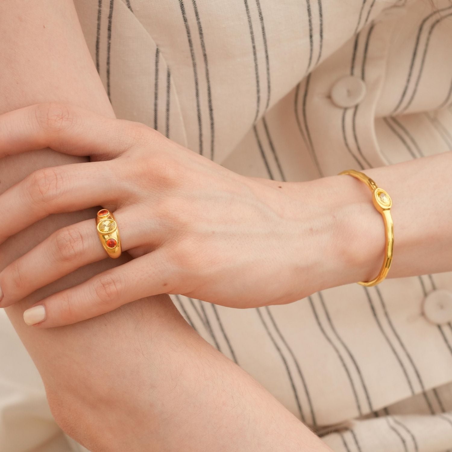 Olivia Yellow Stone Handcuff