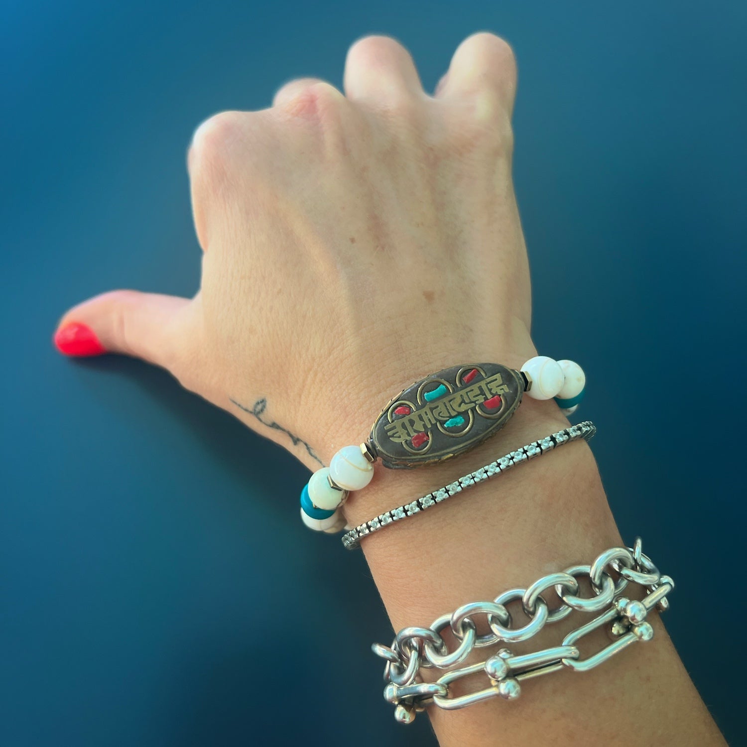 Om Mani Padme Hum Nepal Bracelet - White