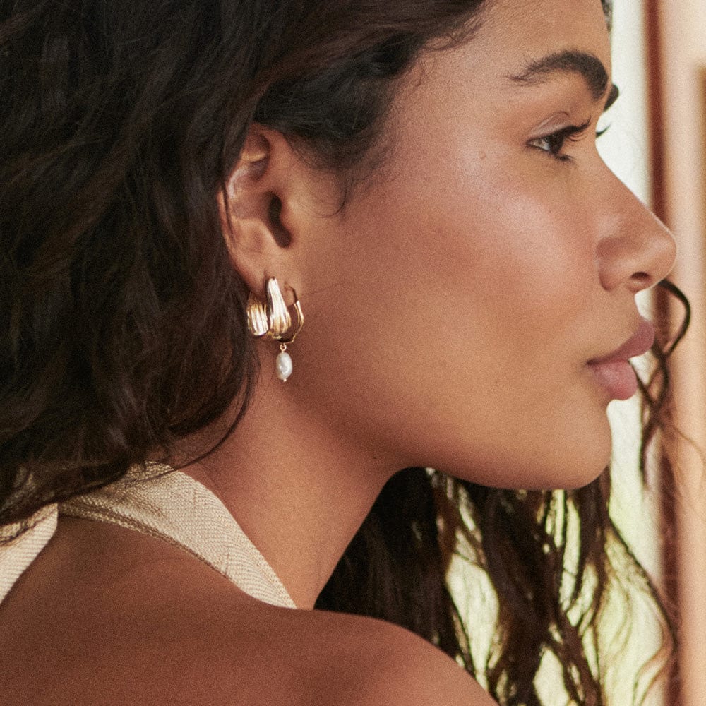 organic-creole-earrings-18ct-gold-plated-daisy-london