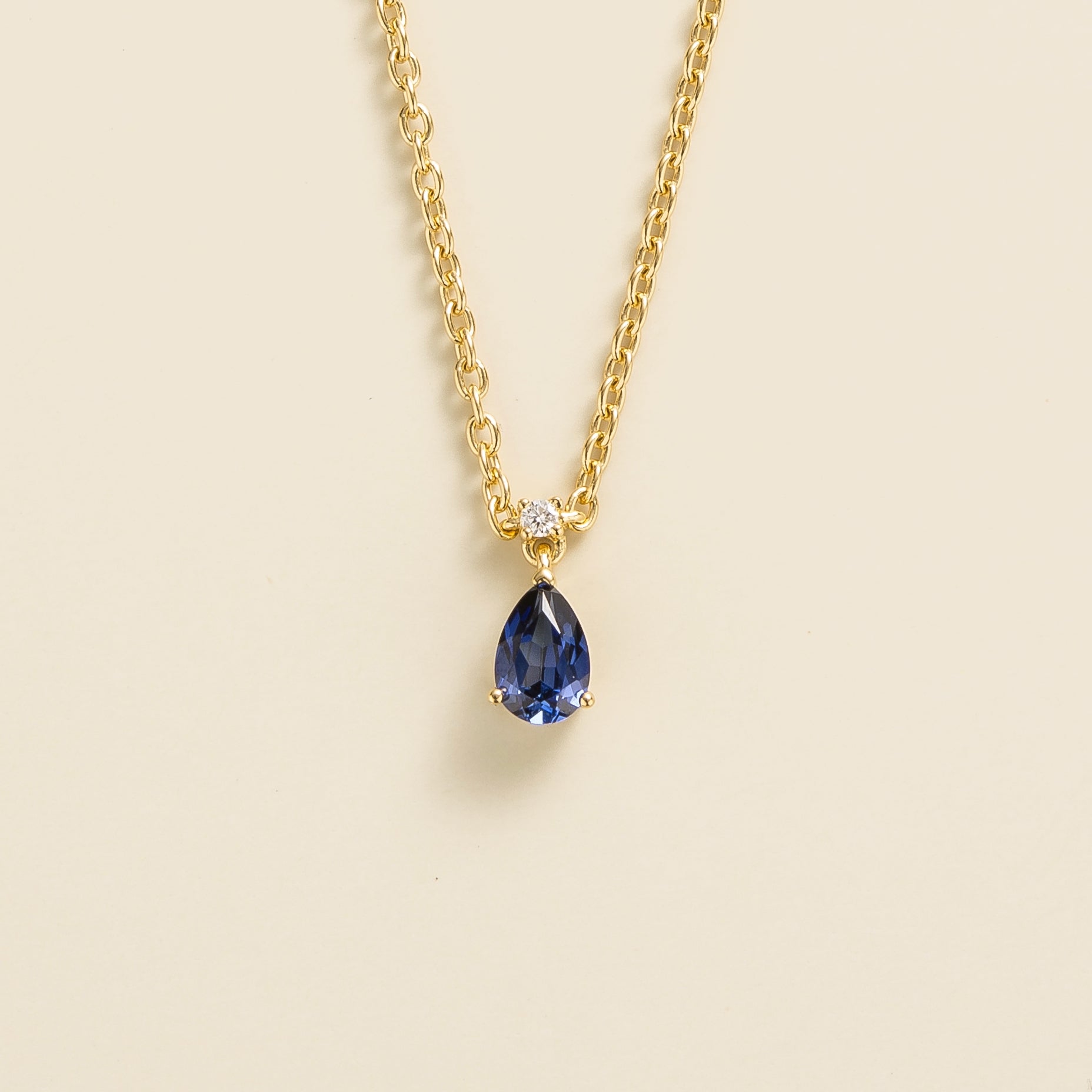 Ori Small Gold Pendant Necklace Blue Sapphire & Diamond