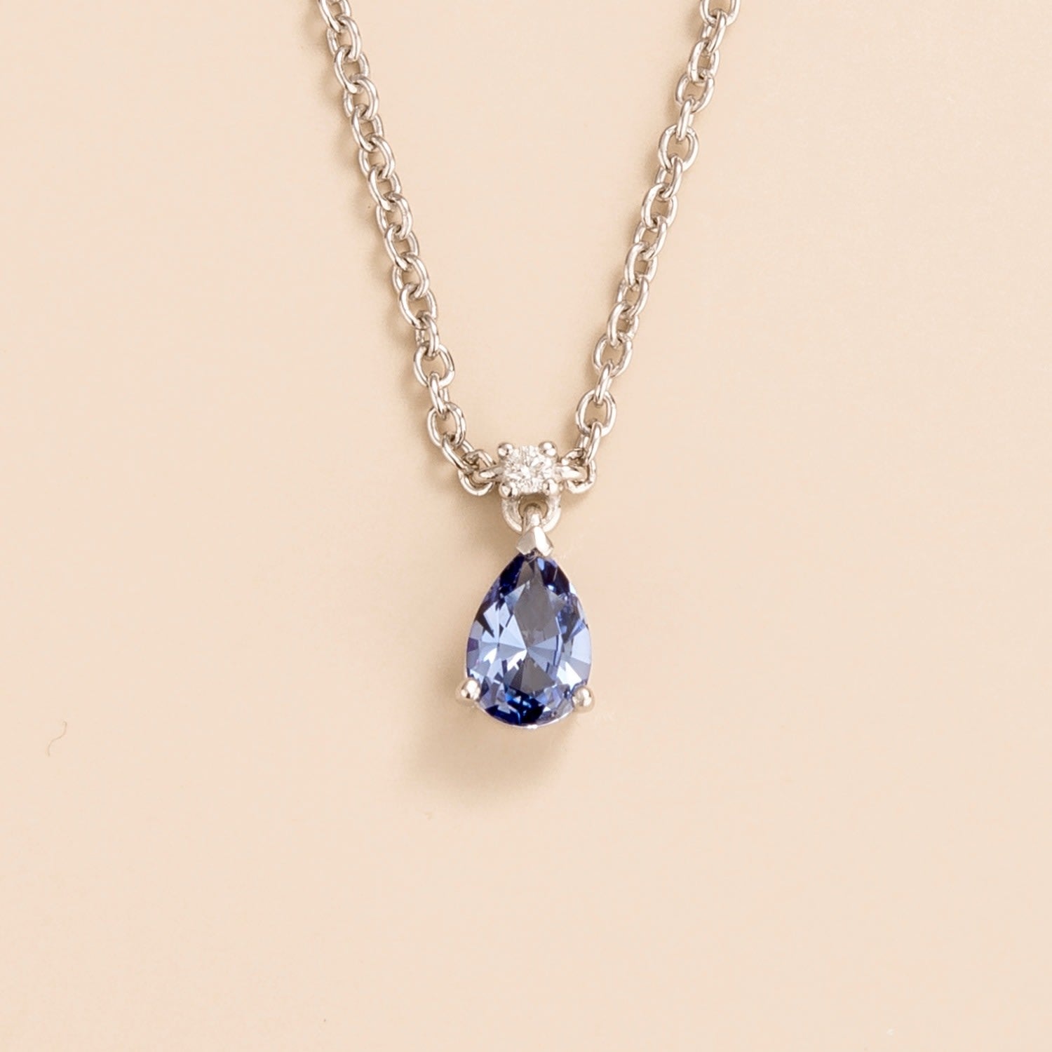 Ori Small Pendant Necklace In Ceylon Blue Sapphire And Diamond