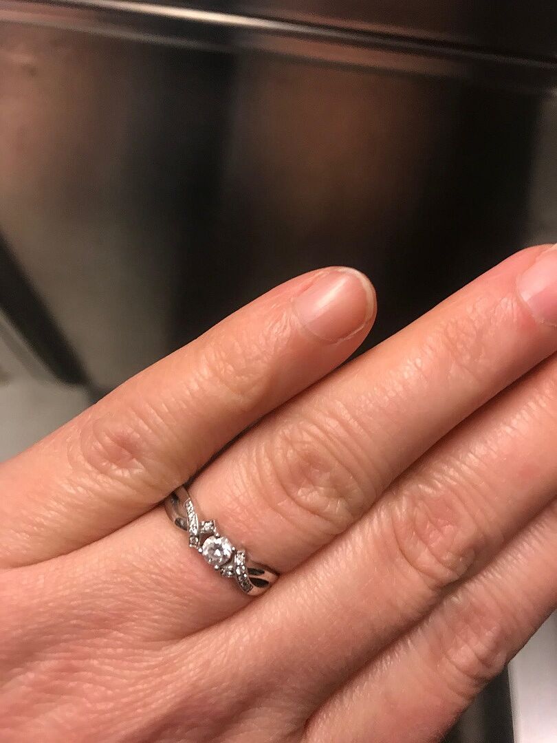 Solitaire Diamond Criss-Cross Engagement Ring