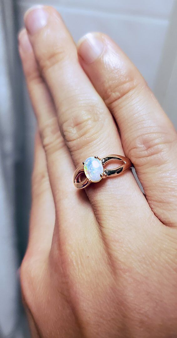 Prong-Set Solitaire Opal Split Shank Ring