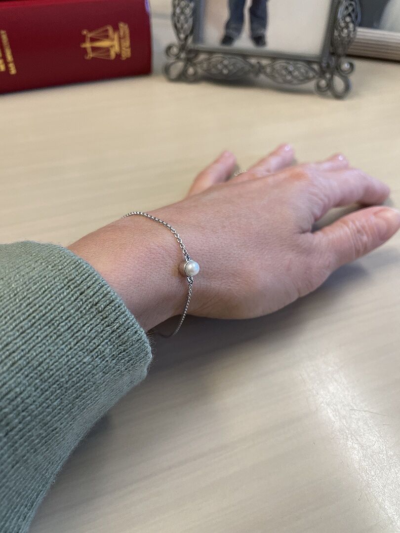 Bezel-Set Round Peridot Chain Bracelet