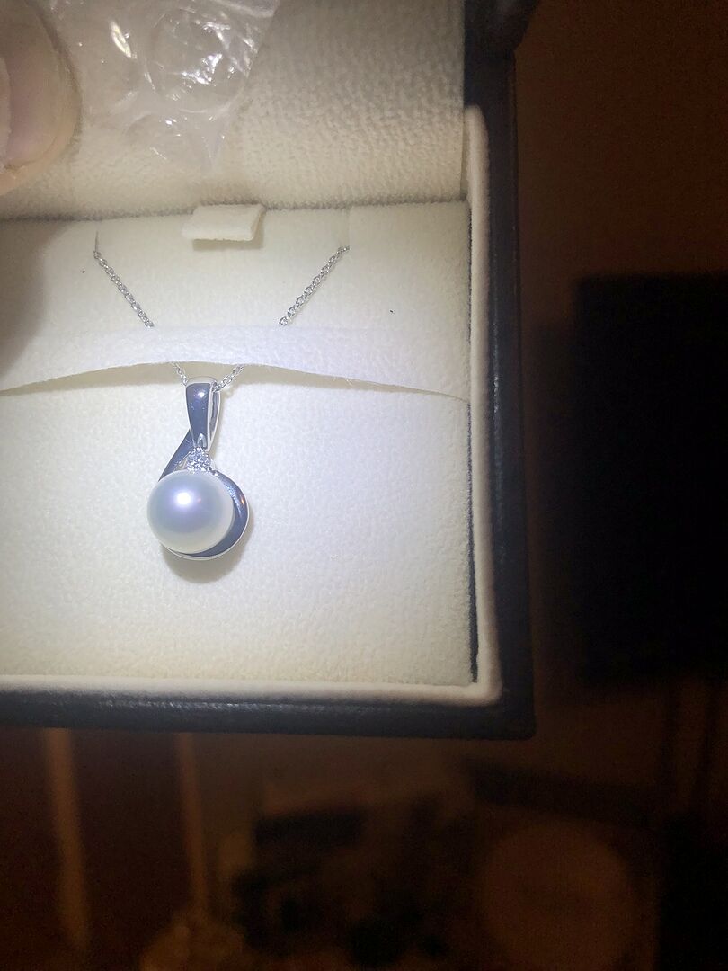 South Sea Pearl Loop Pendant with Diamond