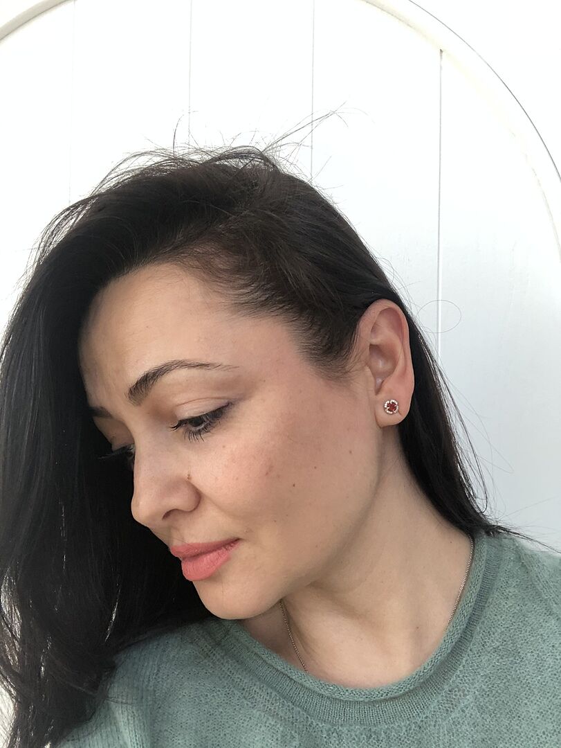 Claw-Set Tanzanite Clover Stud Earrings