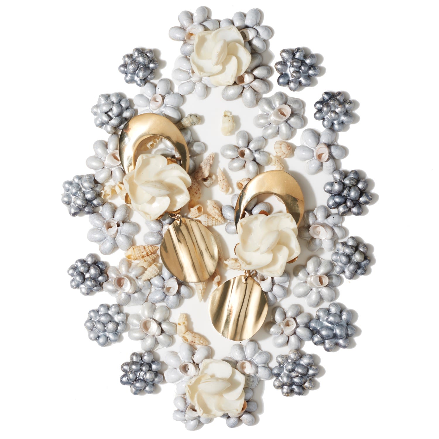 Botany Earring In Shell