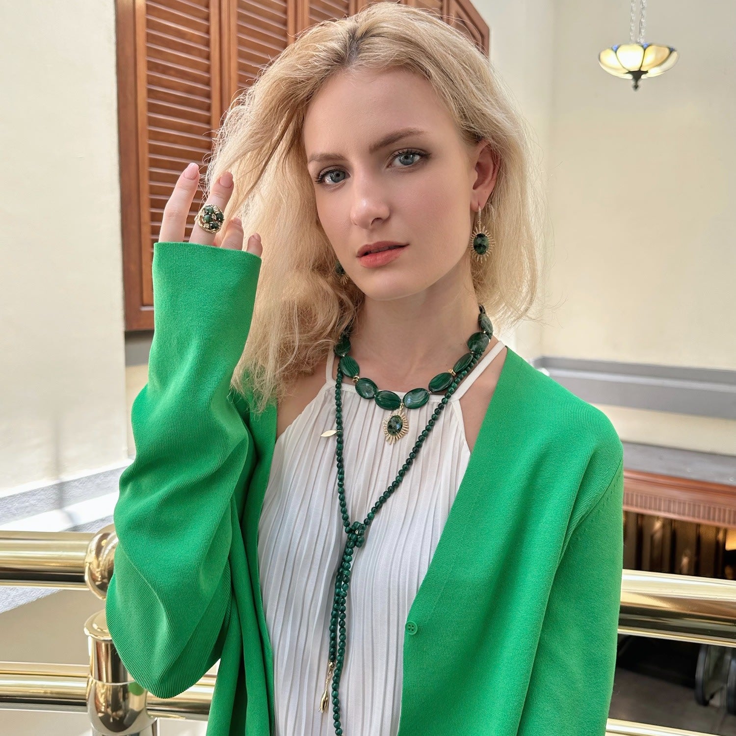 Oval Malachite With Gemstone Pendant Chunky Necklace