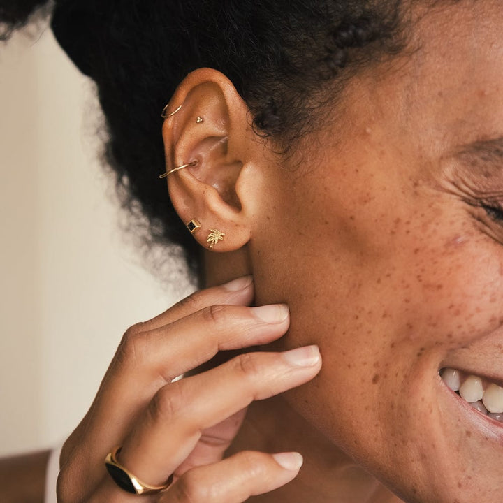 palm-tree-stud-earrings-18ct-gold-plated-daisy-london