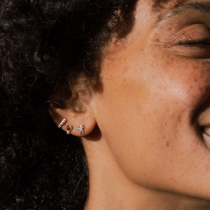 palm-tree-stud-earrings-sterling-silver-daisy-london