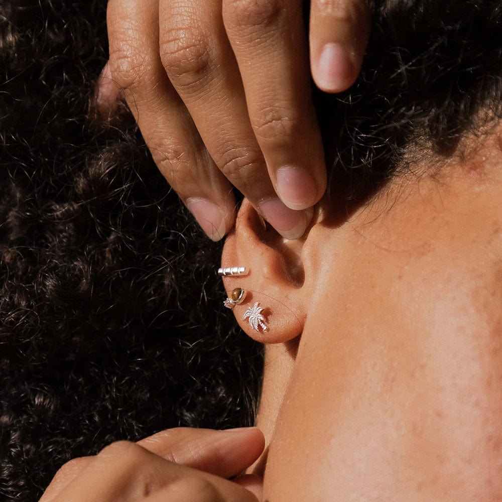 palm-tree-stud-earrings-sterling-silver-daisy-london