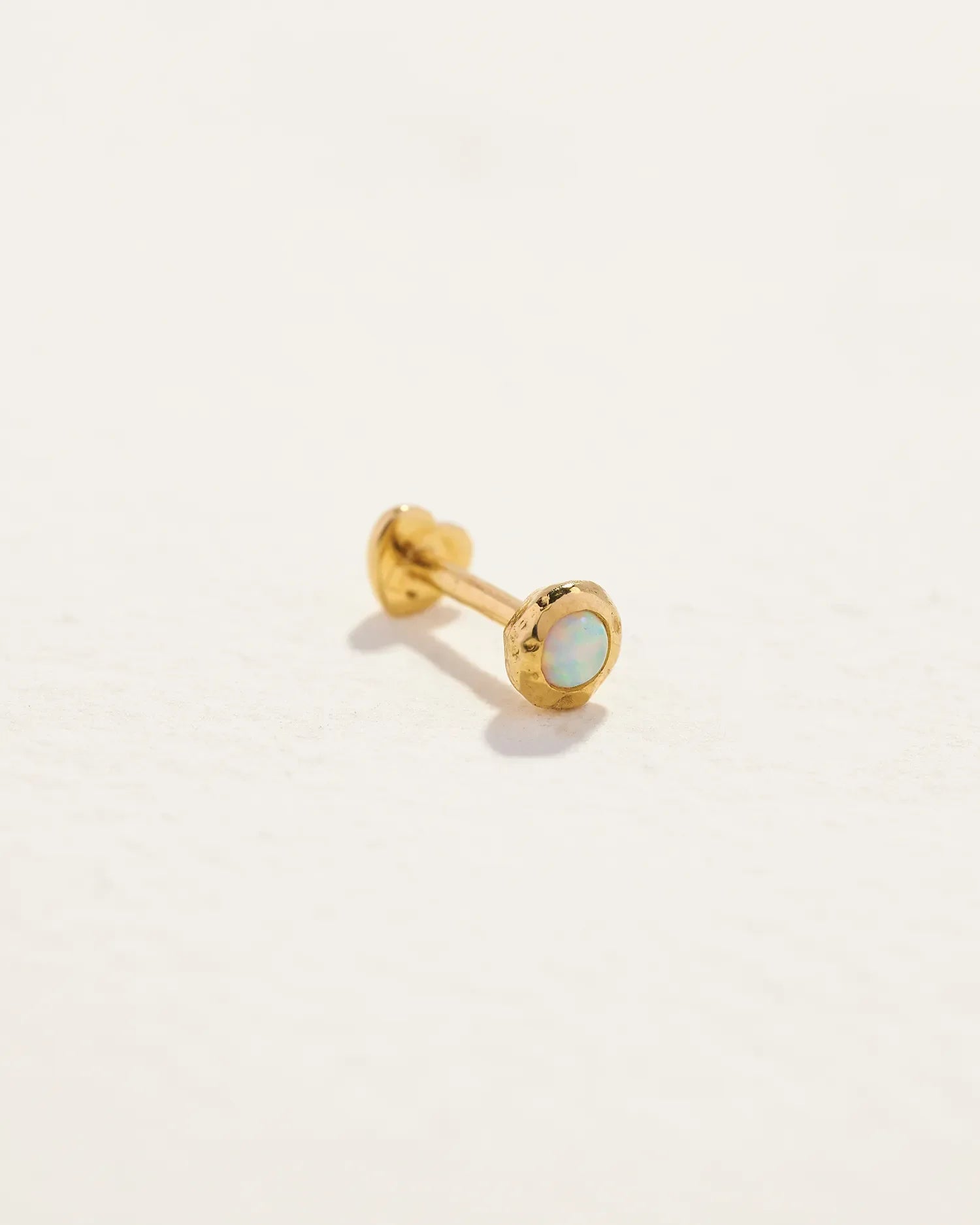 5.5mm Molten Stud