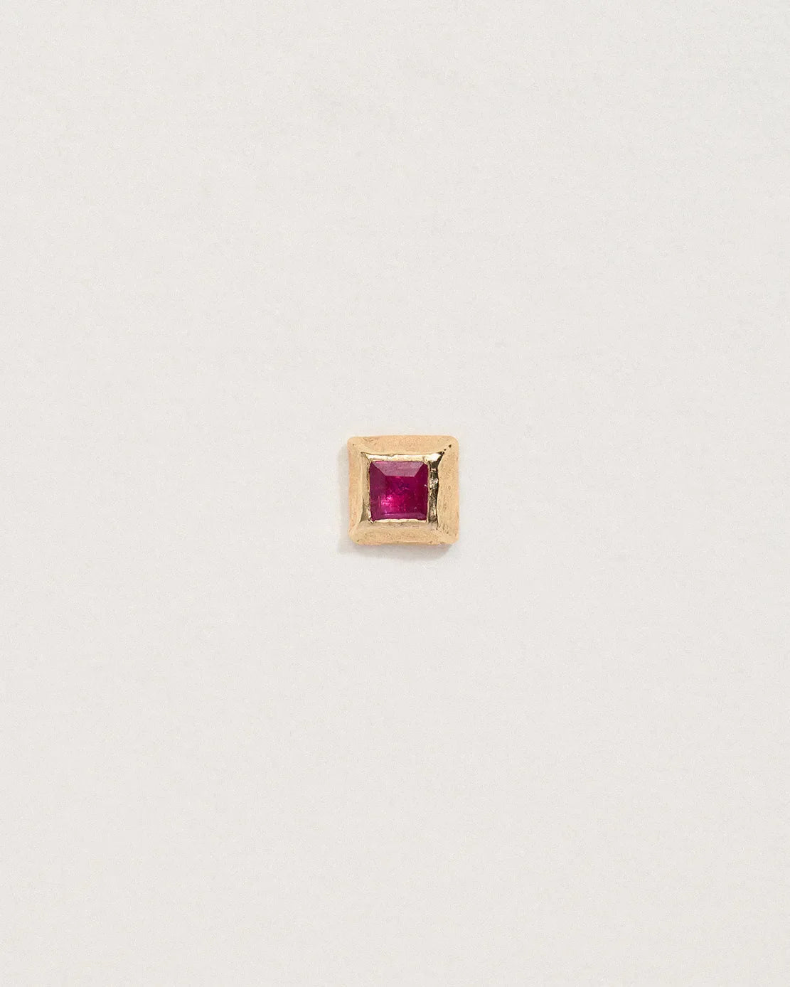 Flat Pyramid Stud