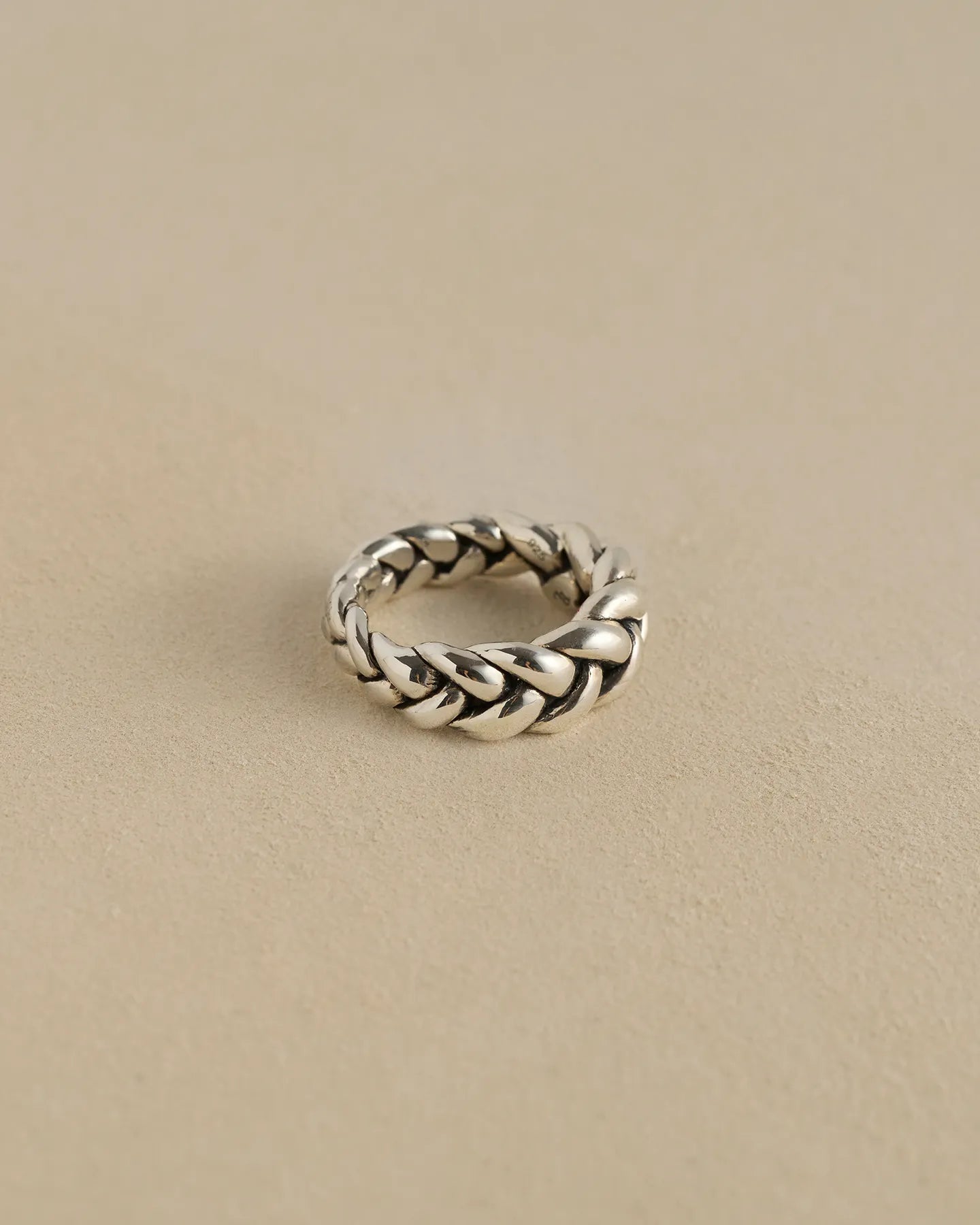 Pythia Ring