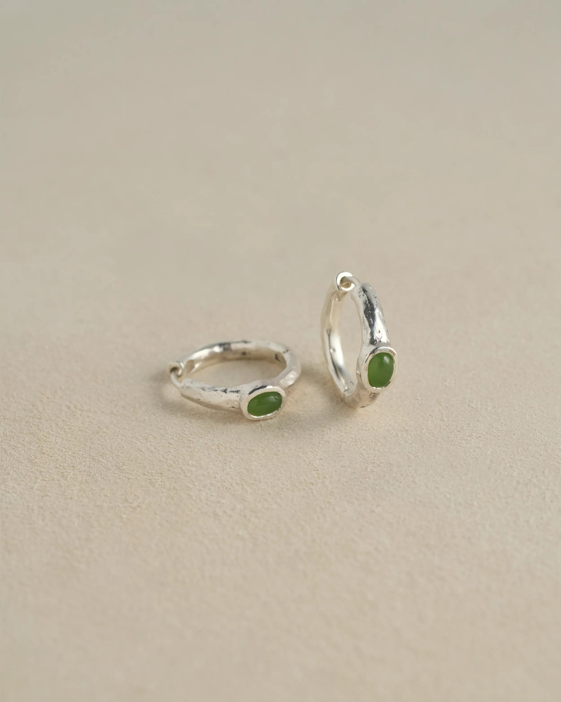 Vivianna Hoops