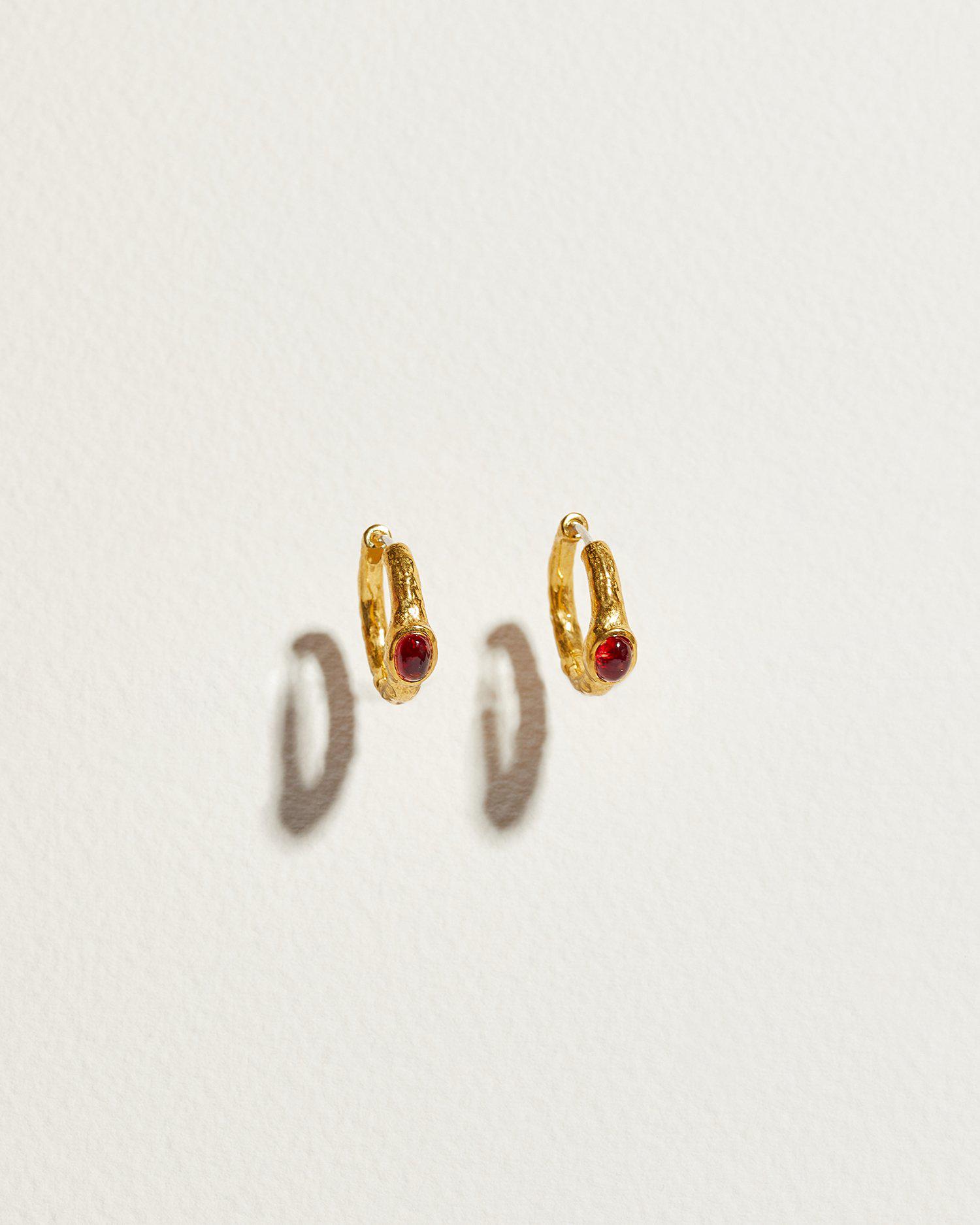 Vivianna Hoops