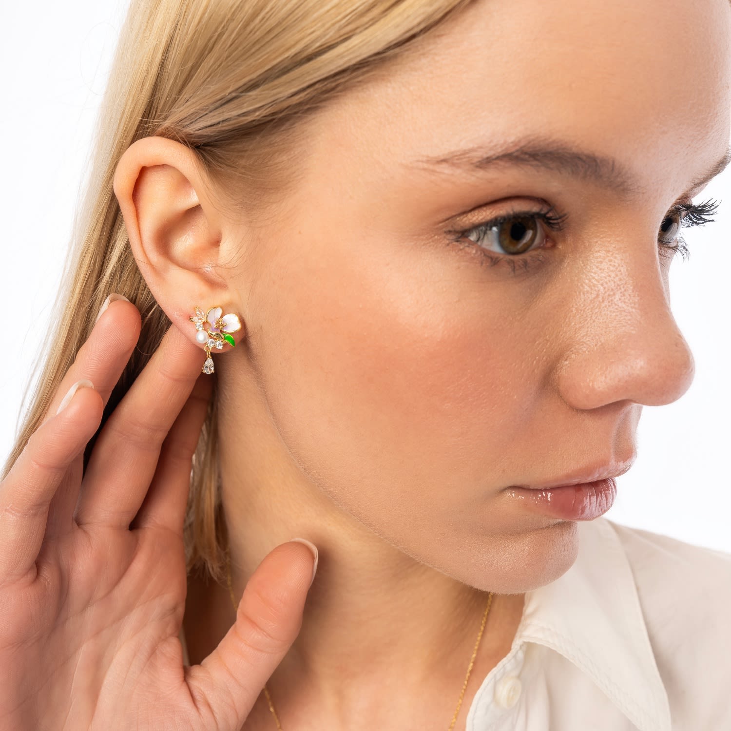 Pansy Violet Floral Earring In Sterling Silver - Gold