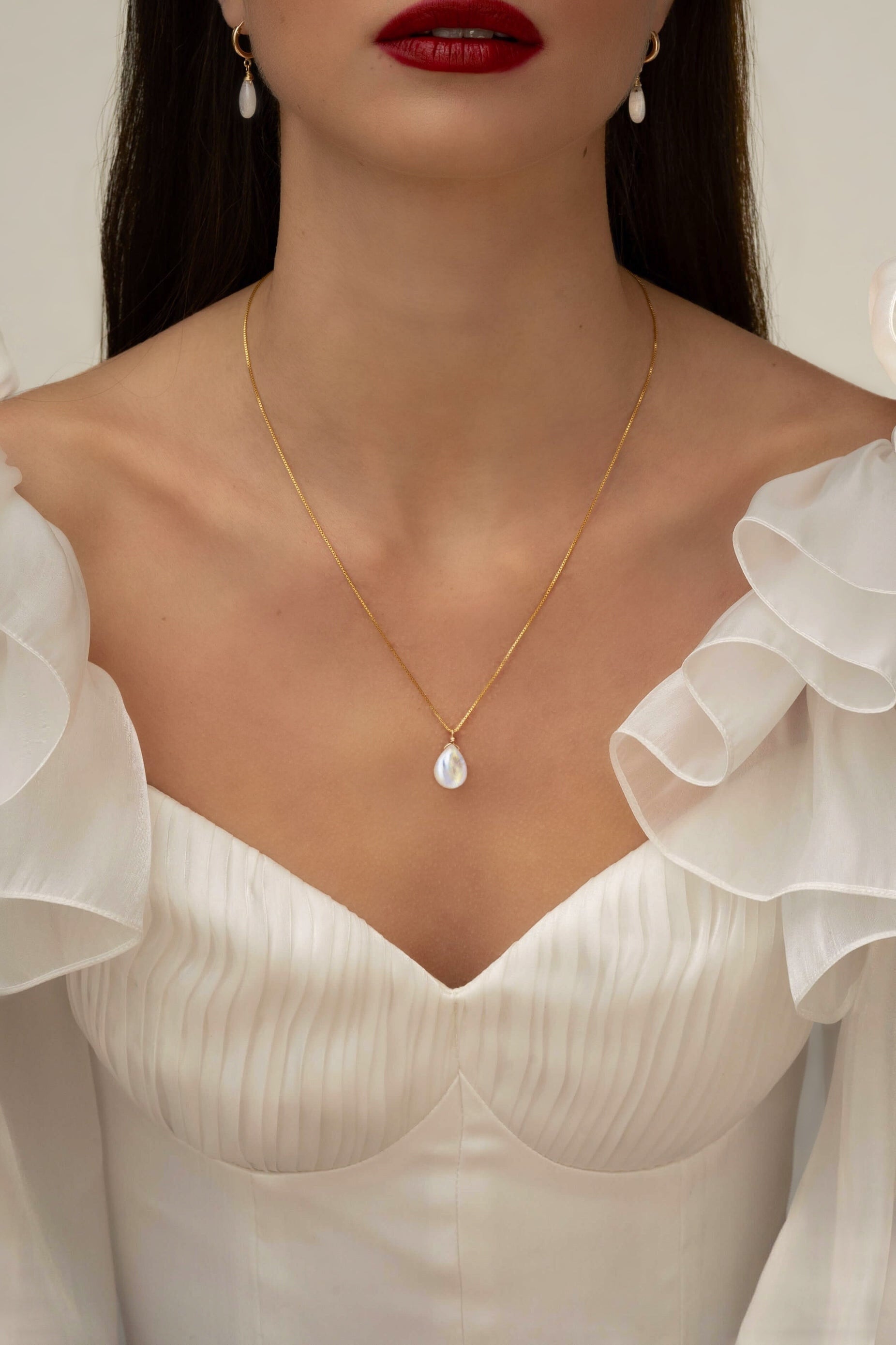 Paris Moonstone Necklace