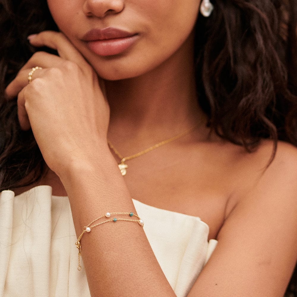 pearl-and-bead-bracelet-18ct-gold-plated-daisy-london