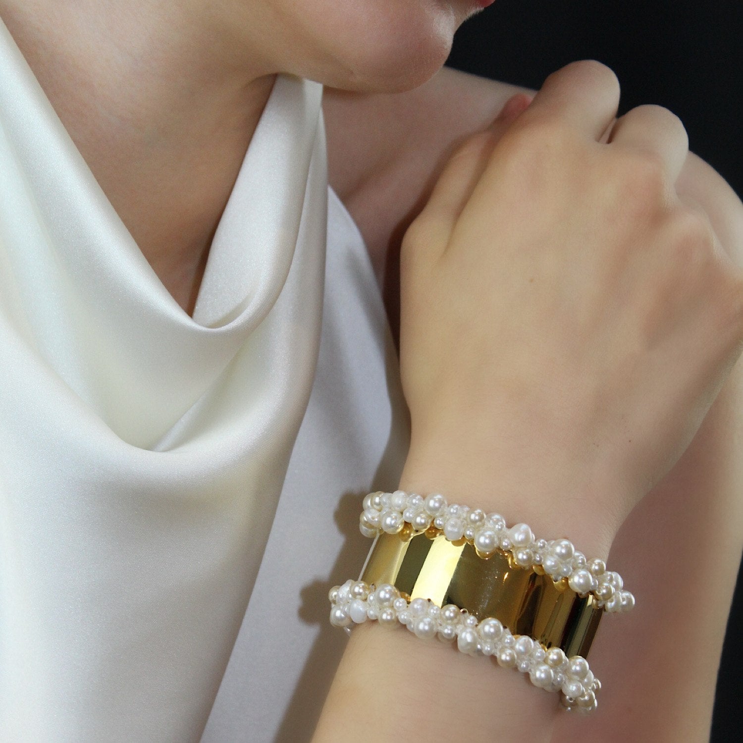 Pearl Cluster Bangle