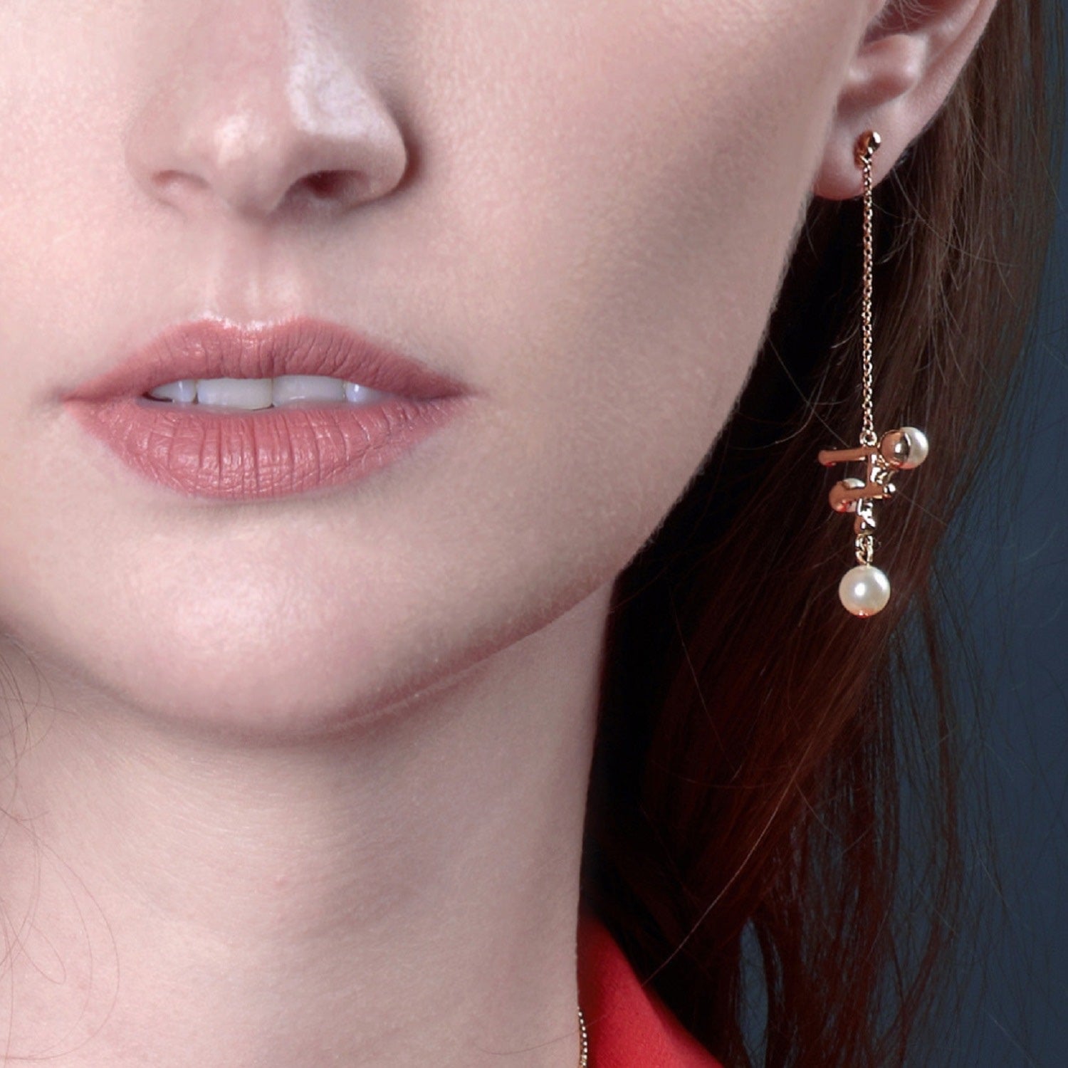 Pearl & Crystal Statement Drop Earring, Series Pearl Light