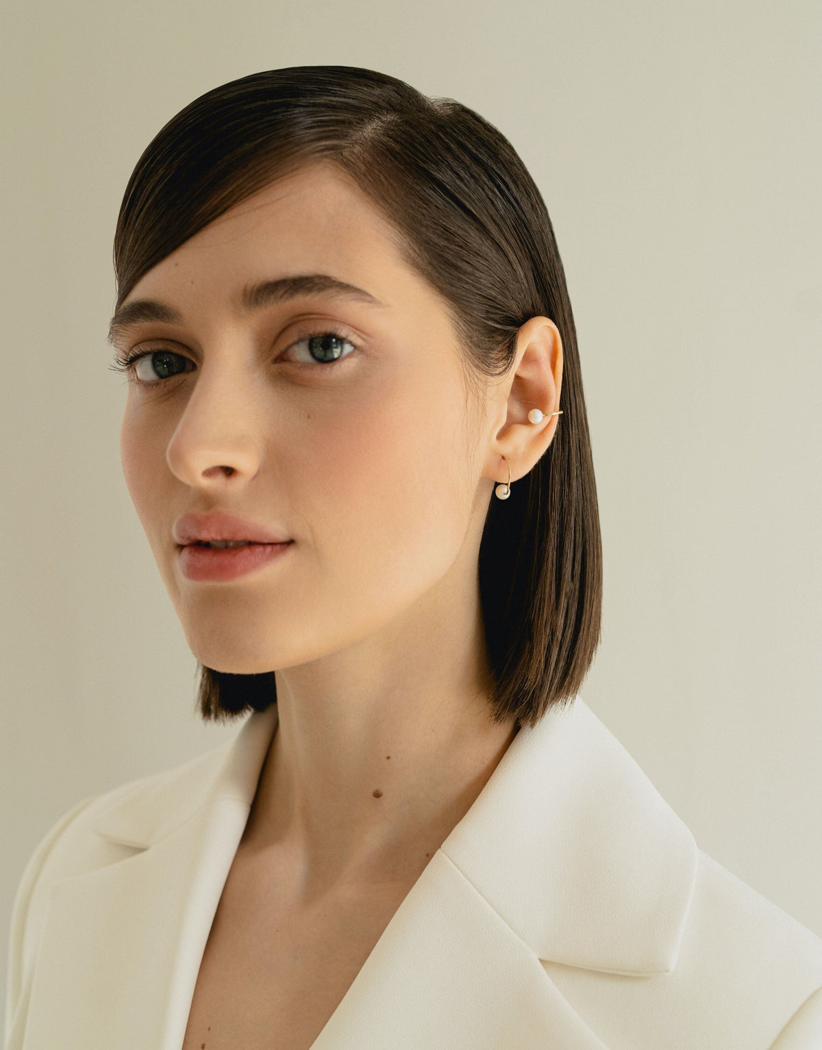 PEARL EARCUFF