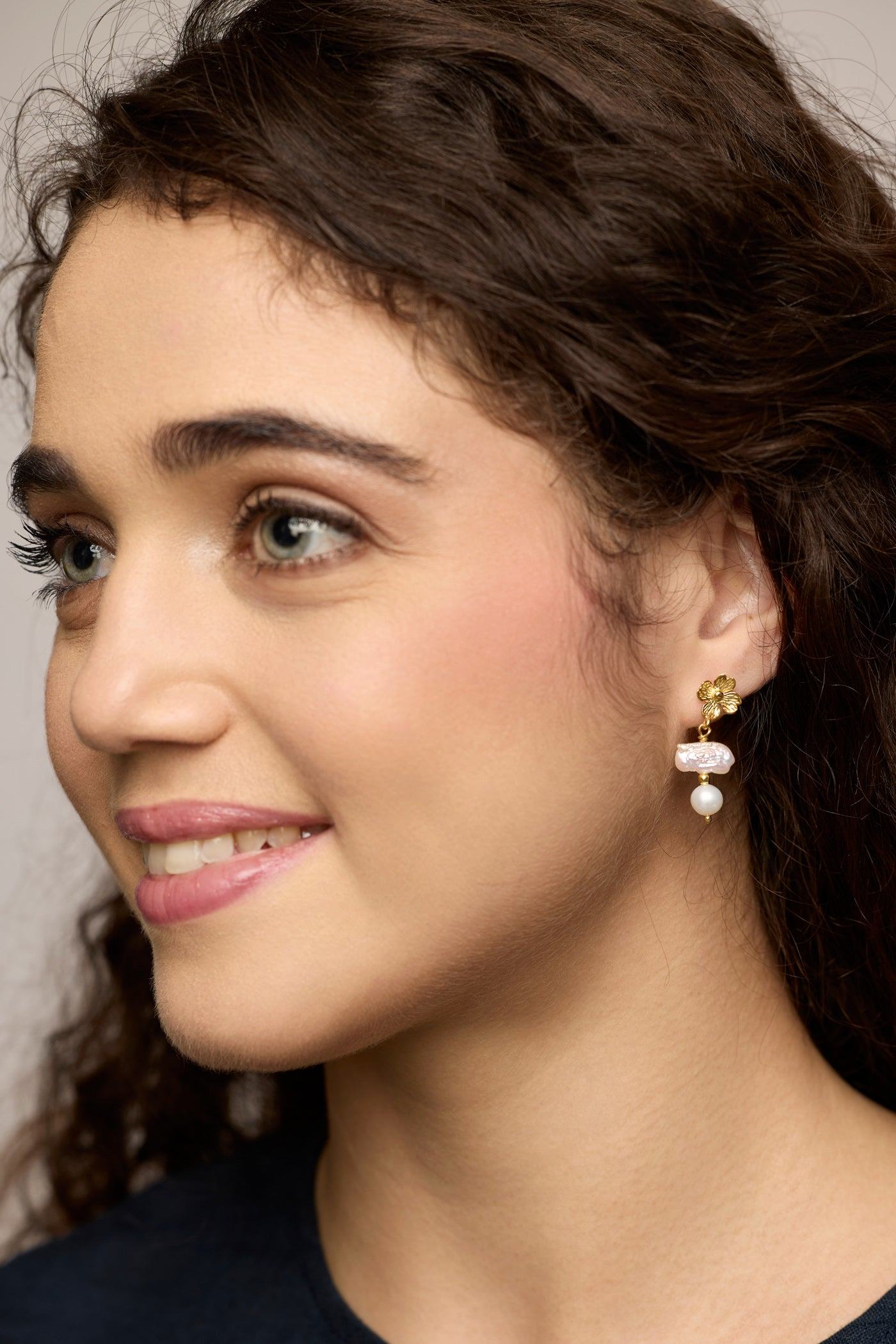 Pearl & Flower Gold Dangle Earrings