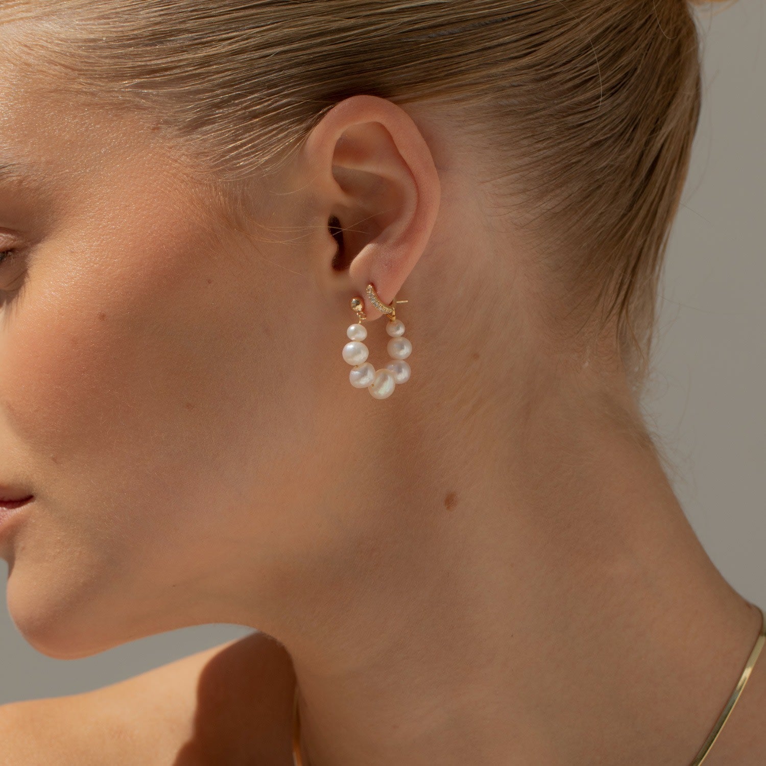 Pearl Link Hoop Earrings - Laguna