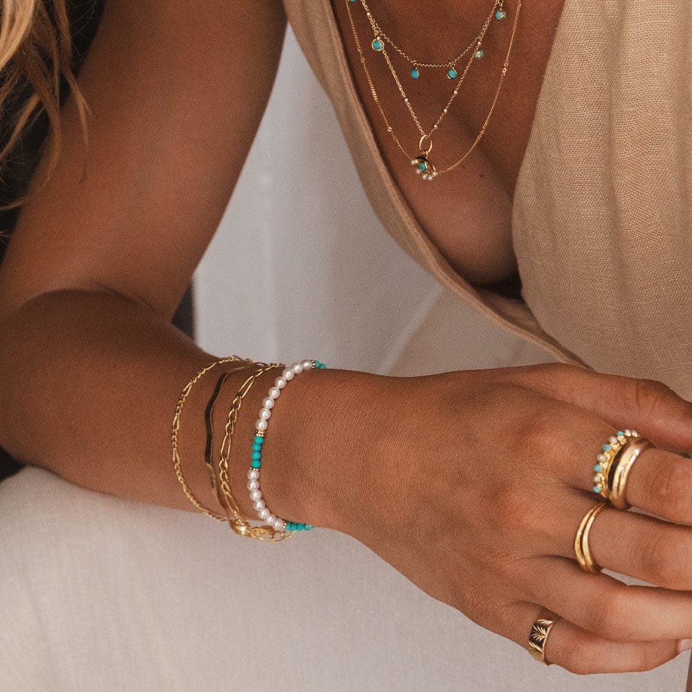 pearl-turquoise-beaded-bracelet-18ct-gold-plated-daisy-london
