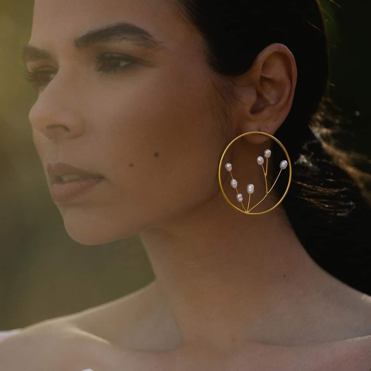 Perla De Blanca Earrings