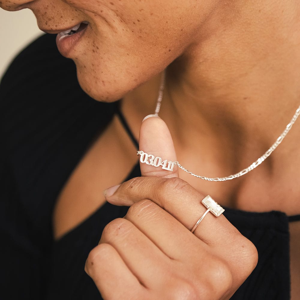 personalised-date-necklace-sterling-silver-daisy-london