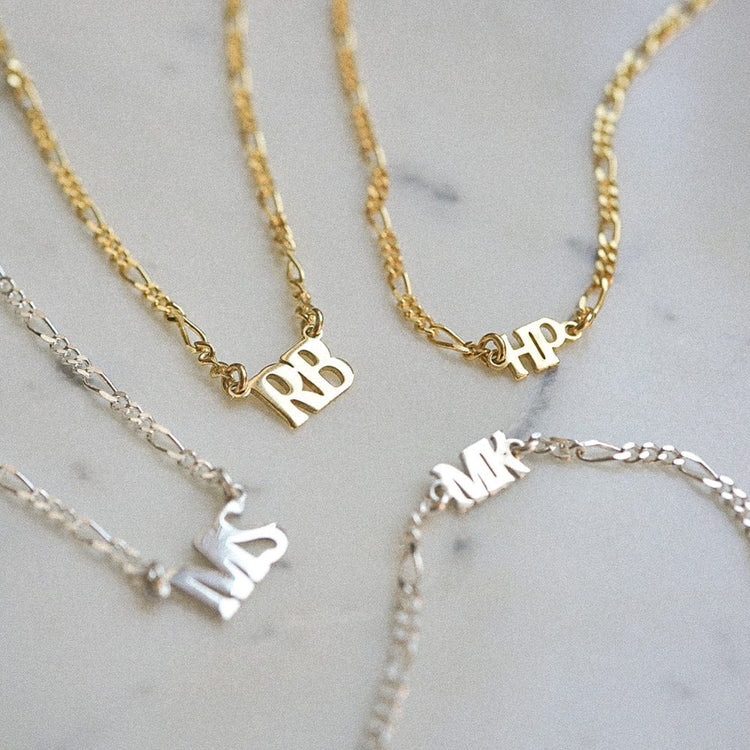 personalised-initials-bracelet-18ct-gold-plated-daisy-london