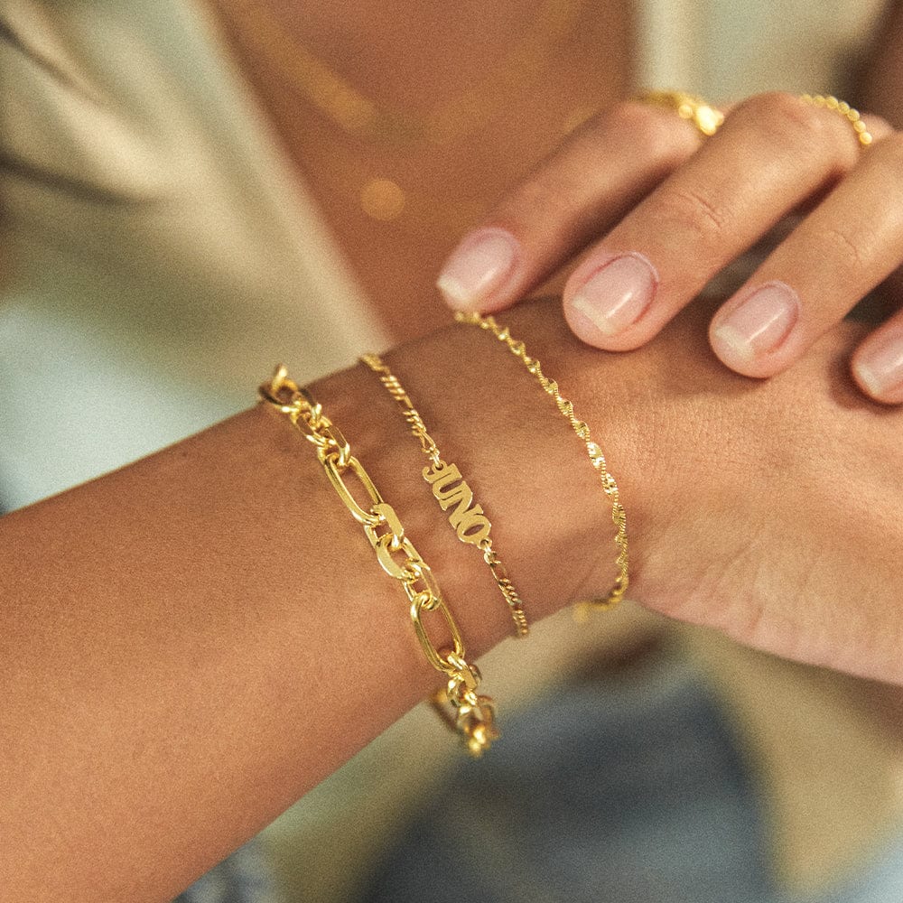 personalised-name-bracelet-18ct-gold-plated-daisy-london