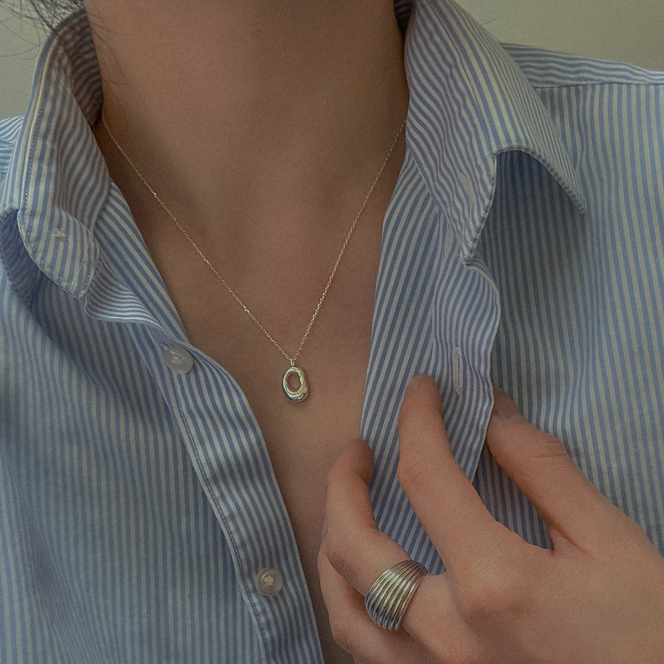 Silver Petit Poire Necklace