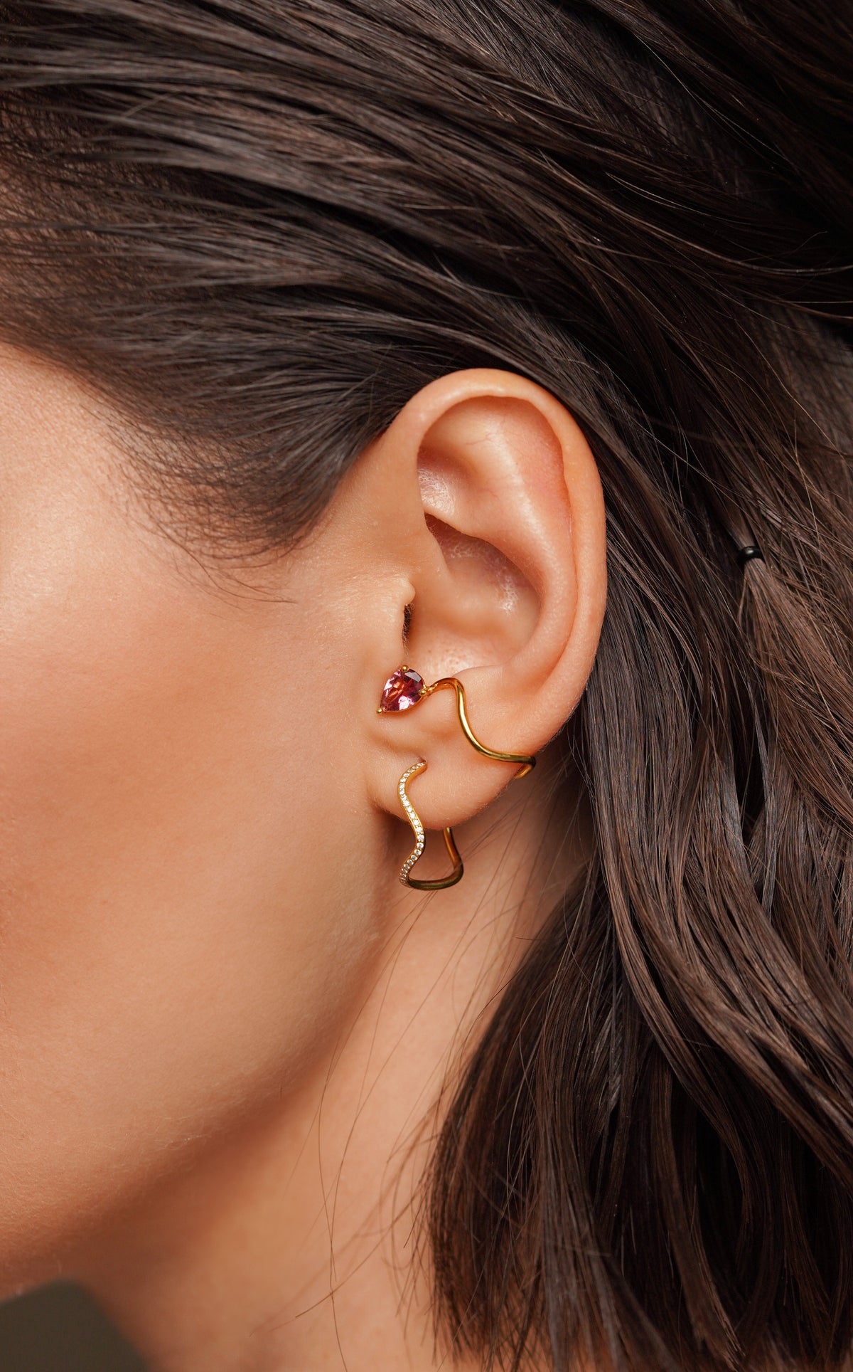 PETITE COMETE STONE EARCUFF