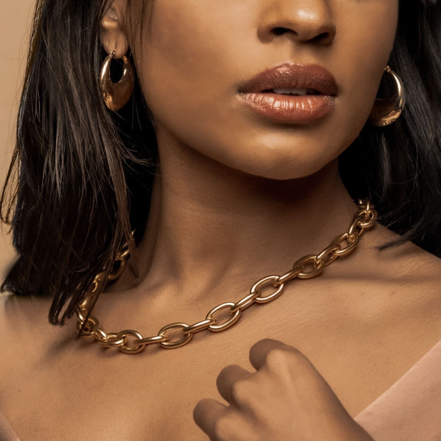 Peyton Statement Round Chain Necklace