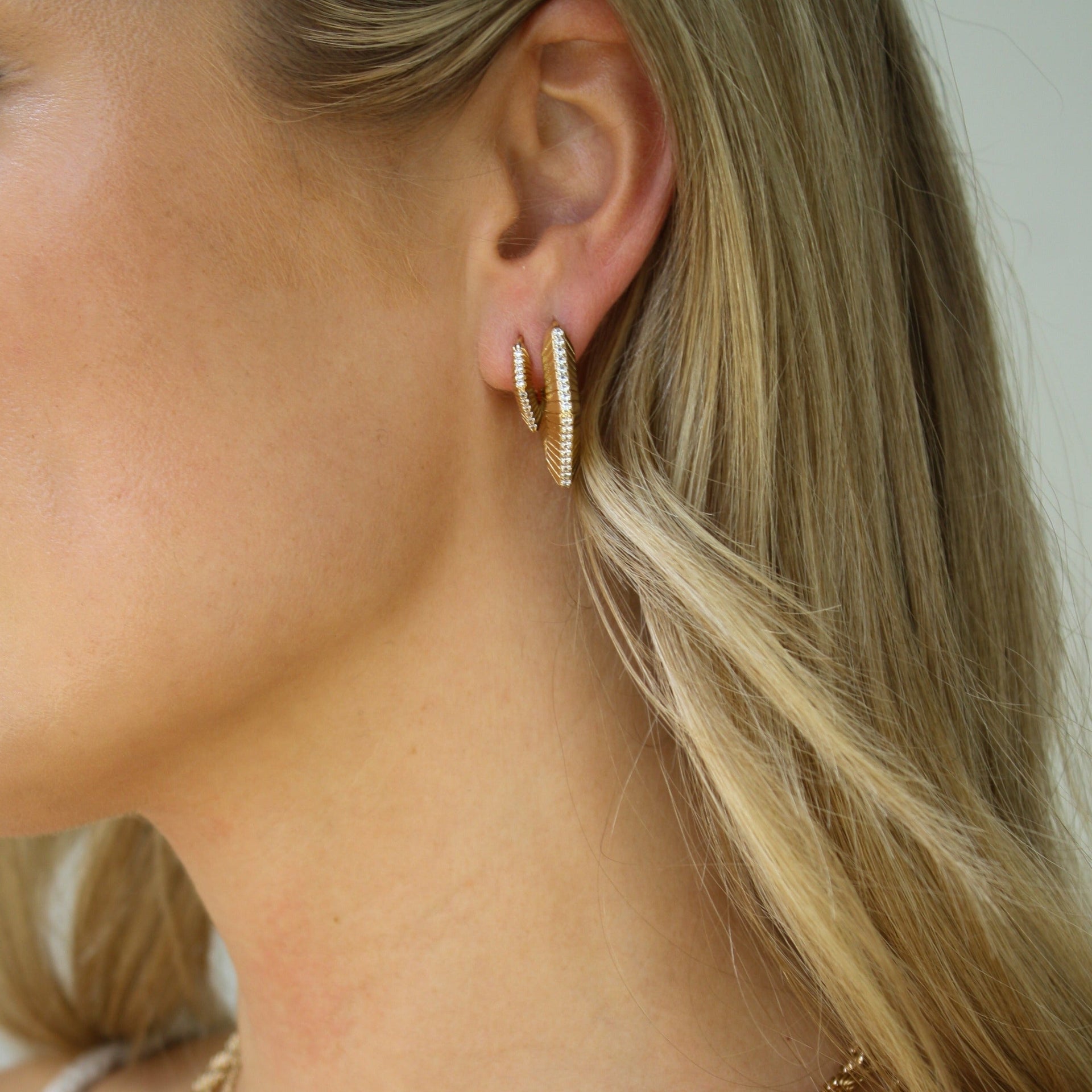 Phoebe Mini Hoops Gold
