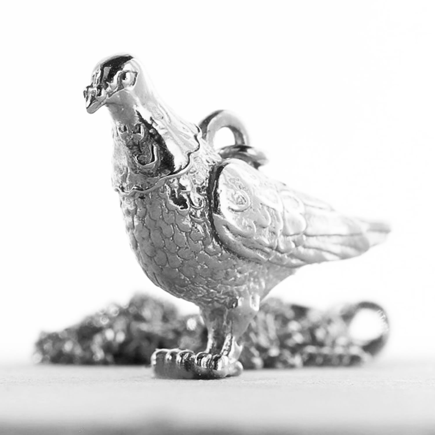 Pigeon Necklace - Silver
