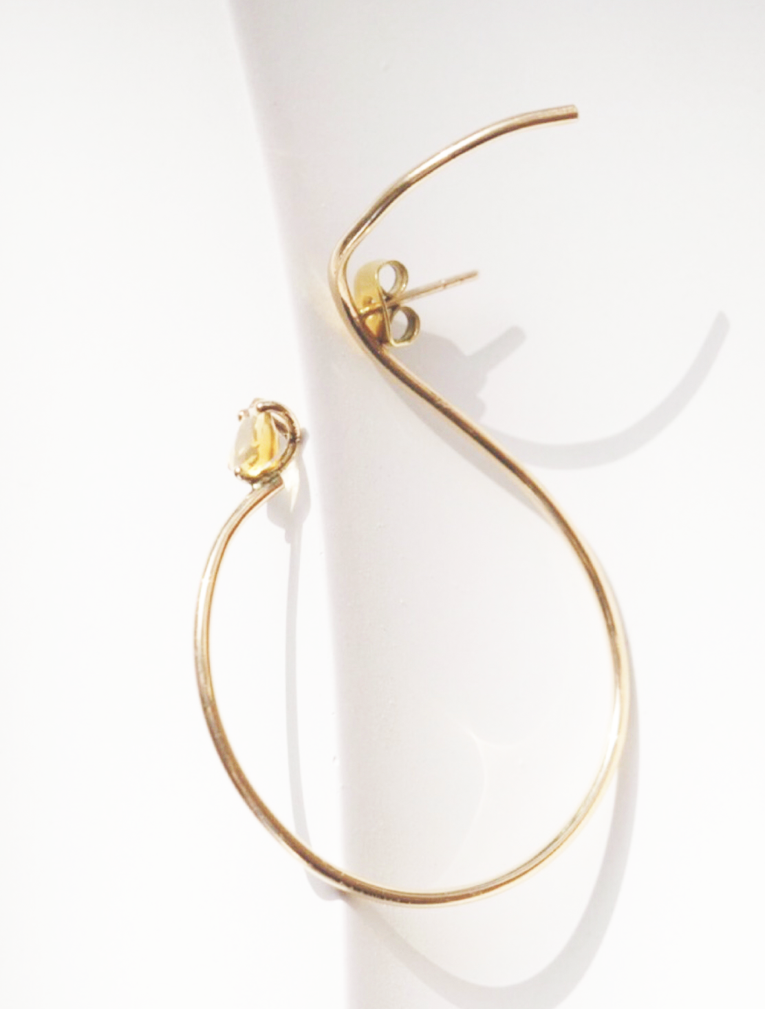 ROUND DROP EARRING