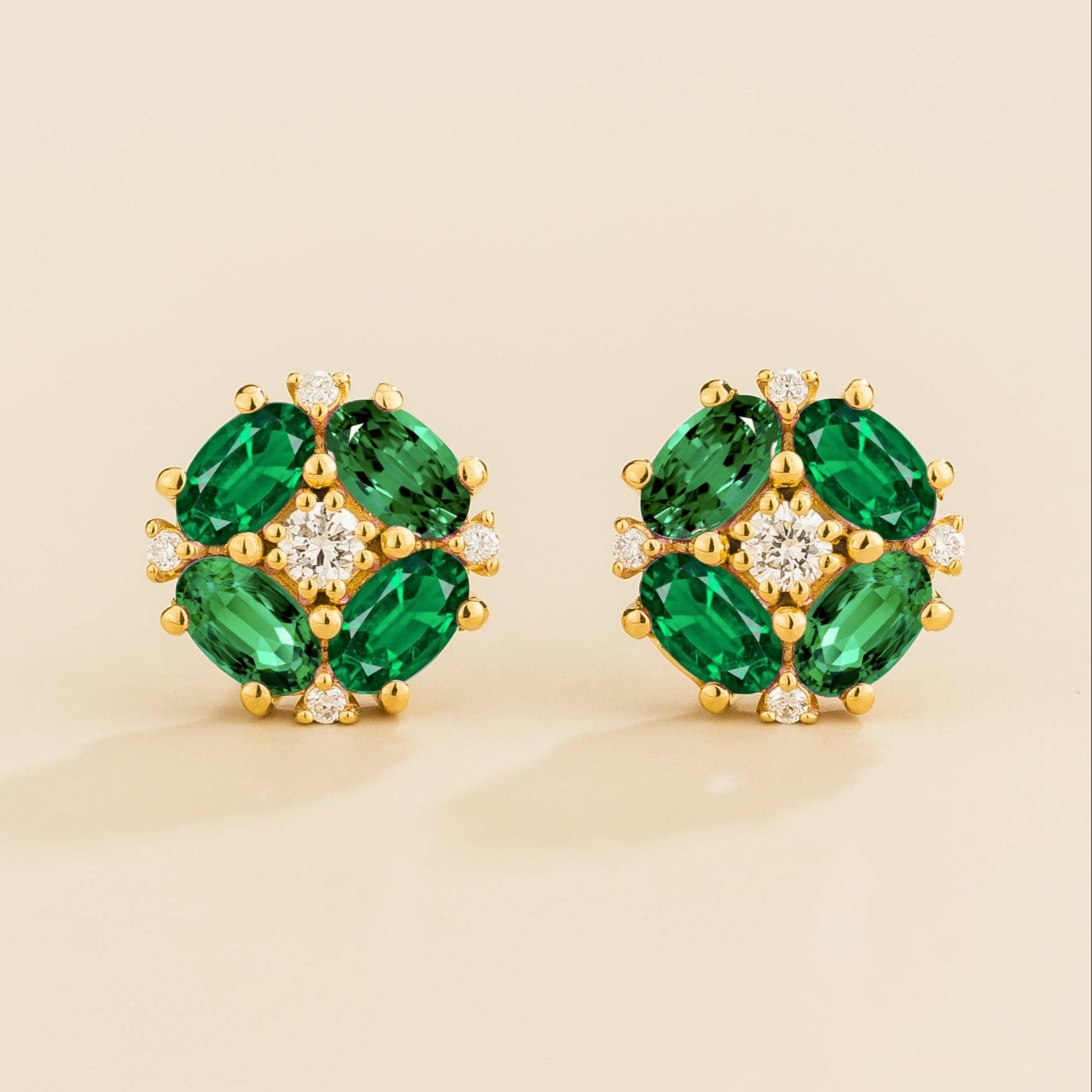 Pristi Gold Earrings Diamond & Emerald