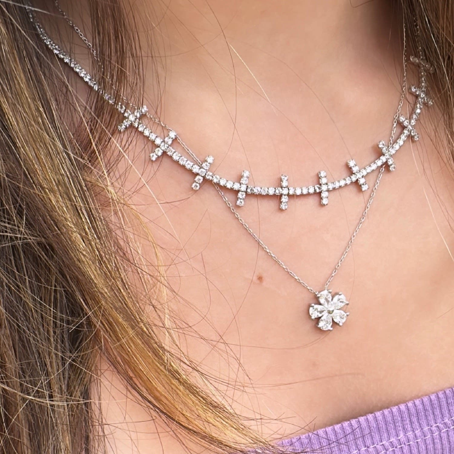 Prong-Set Flower Necklace - Silver