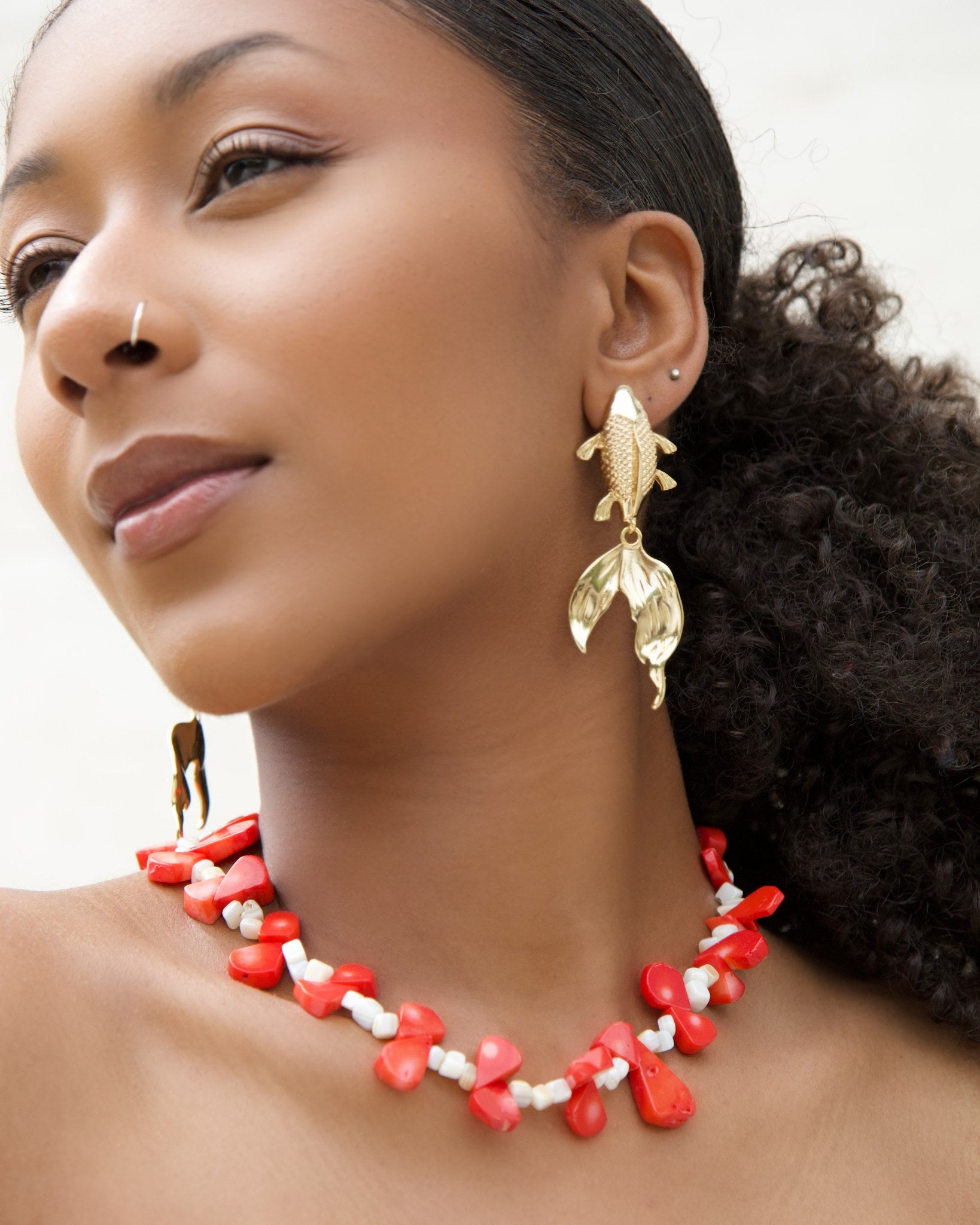 Puglia Glow Choker With Coral & Mother Of Pearl