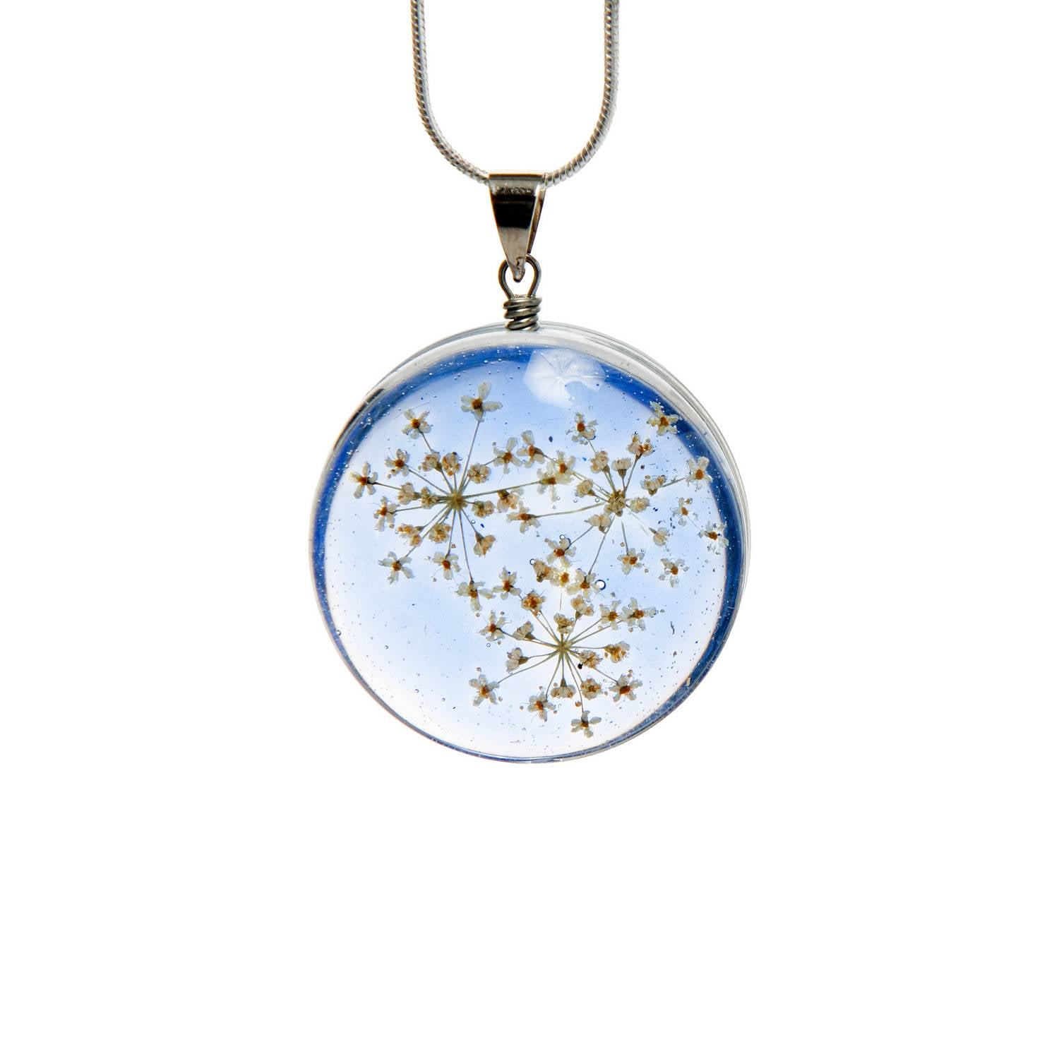 Queen Anne’s Lace Glass Pendant
