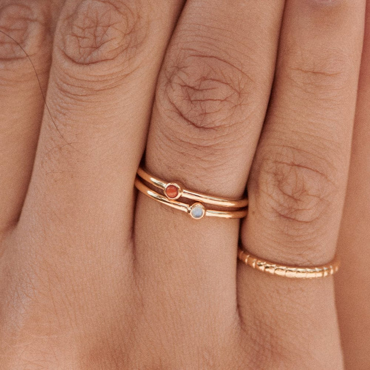 rainbow-moonstone-healing-stone-ring-18ct-gold-plated-sterling-silver-daisy-london