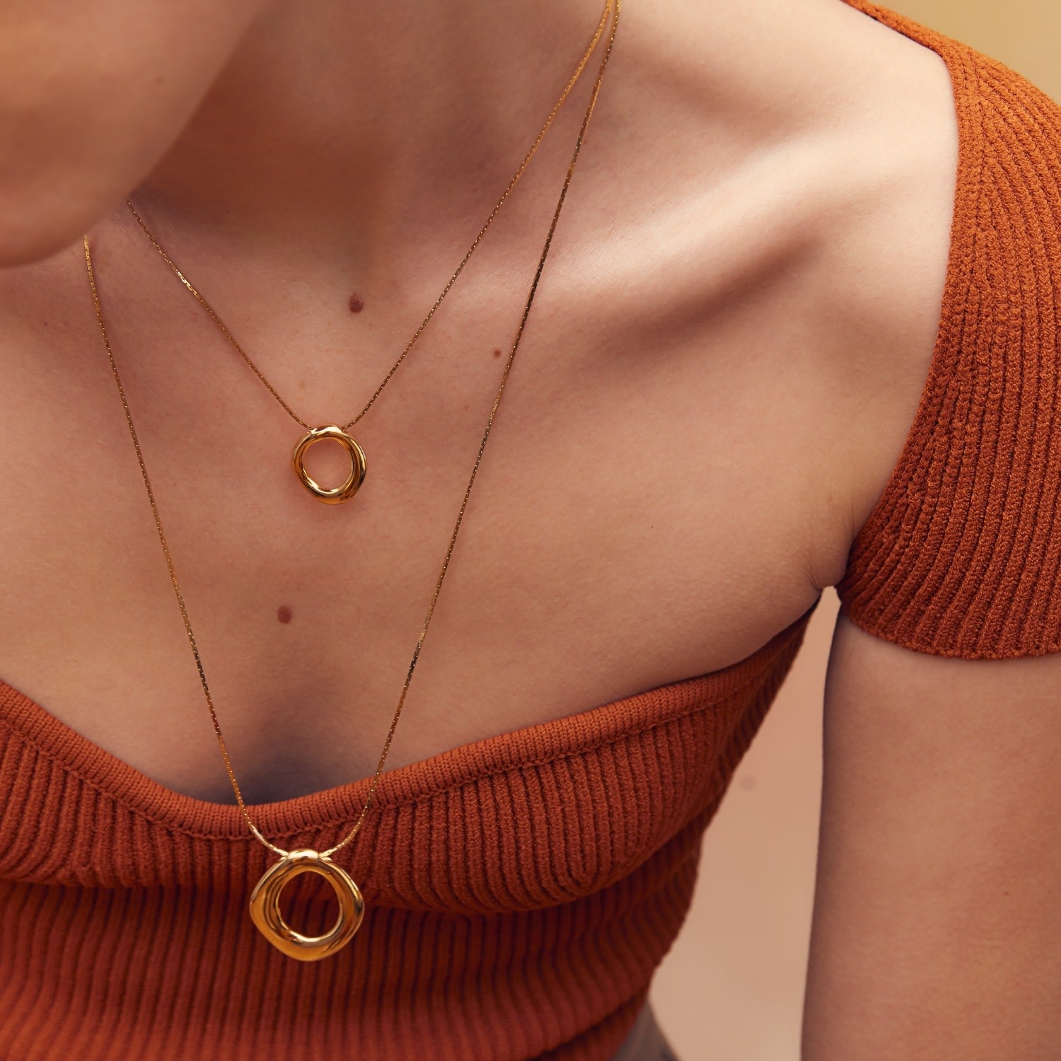 Cora Pendant Small - Gold