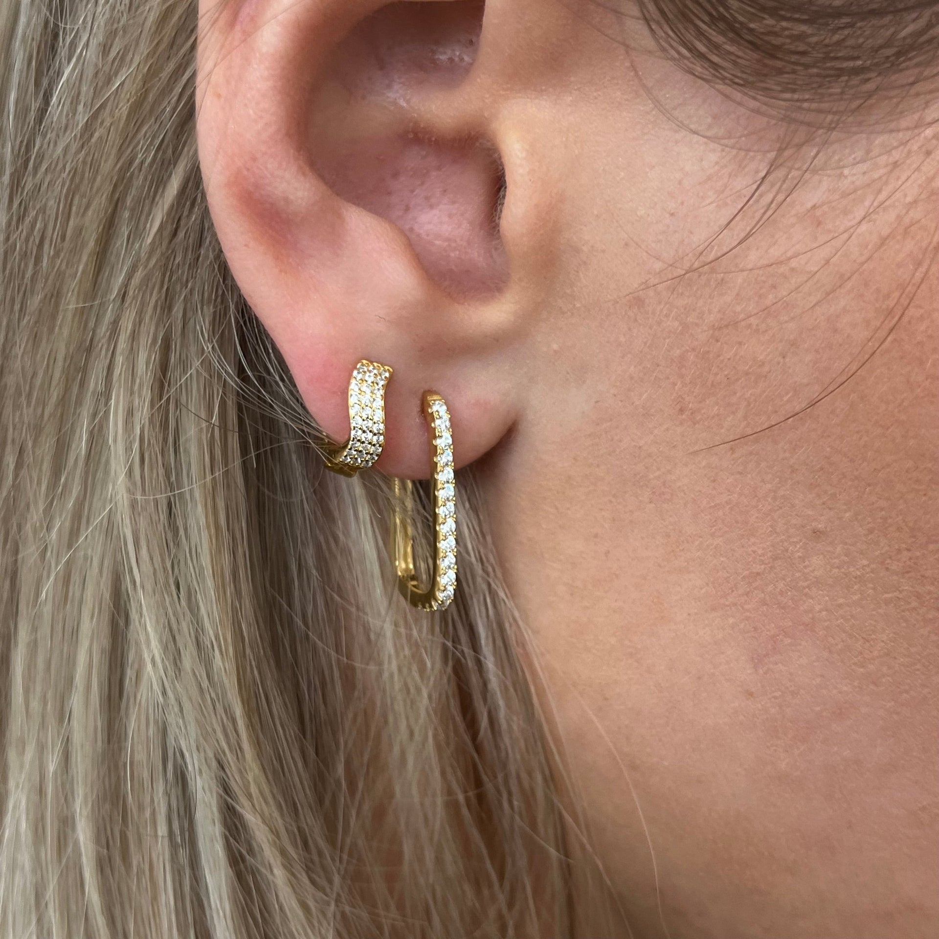 Pave Gold Wave Huggie Mini Earrings