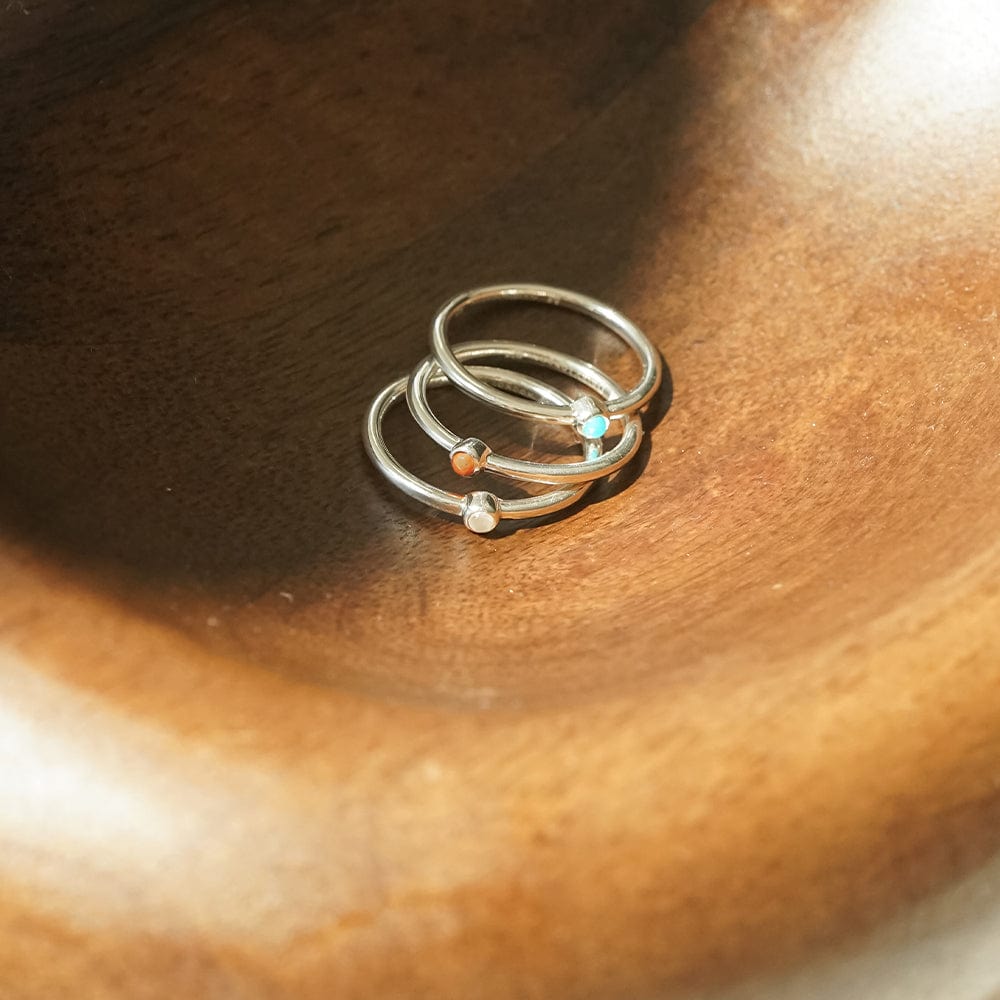 red-coral-healing-stone-ring-sterling-silver-18ct-gold-plated-sterling-silver-daisy-london