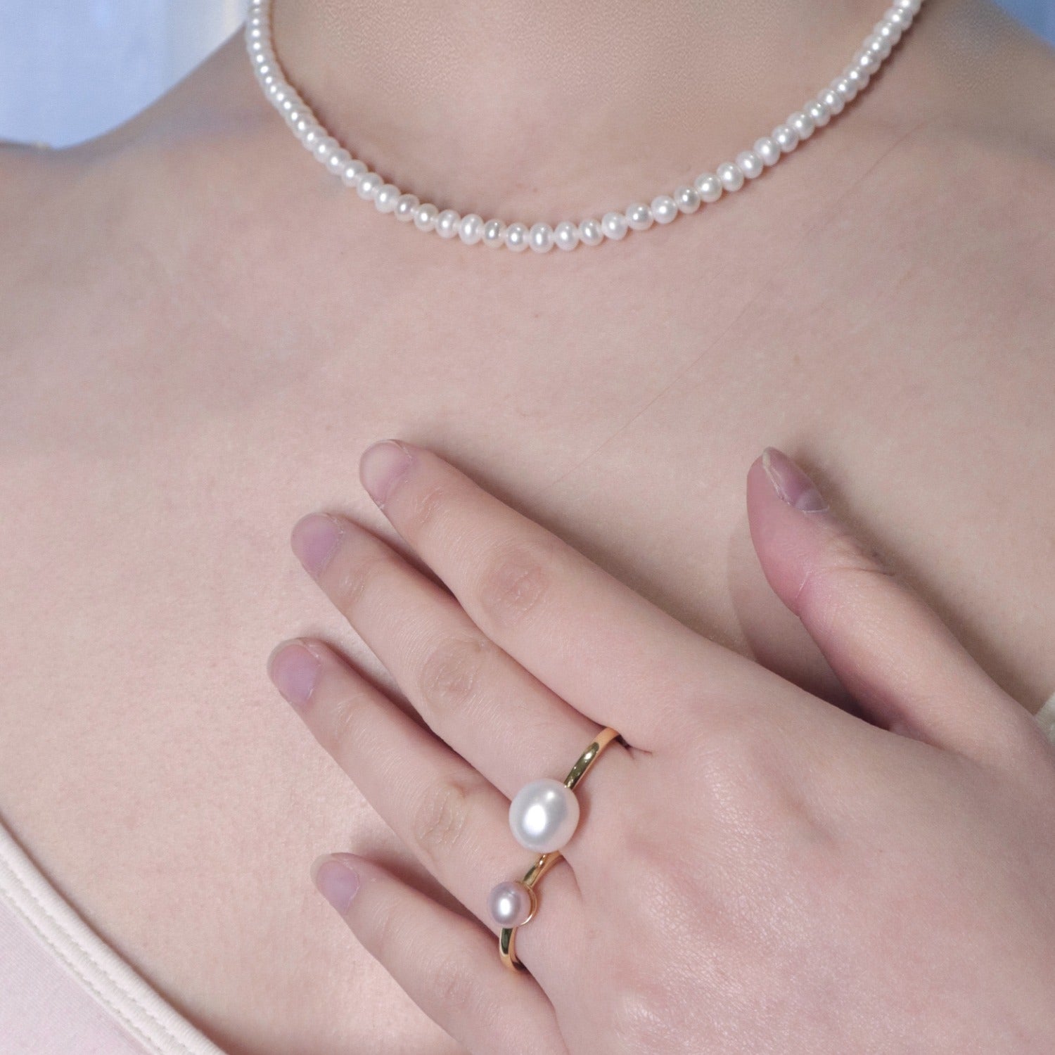 Refined Pearl Ring