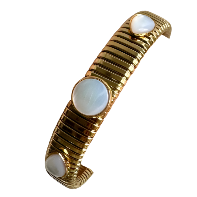 Round & Pear Shaped Mother Of Pearl Gold Omega Bracelet